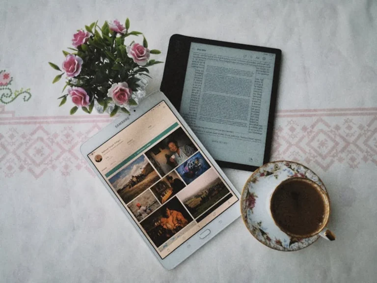 How readers interested in personal branding and online identity can understand cruzdid.com