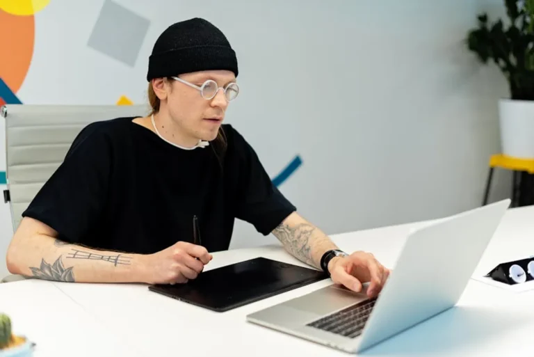 How to Tell Your Artist Story