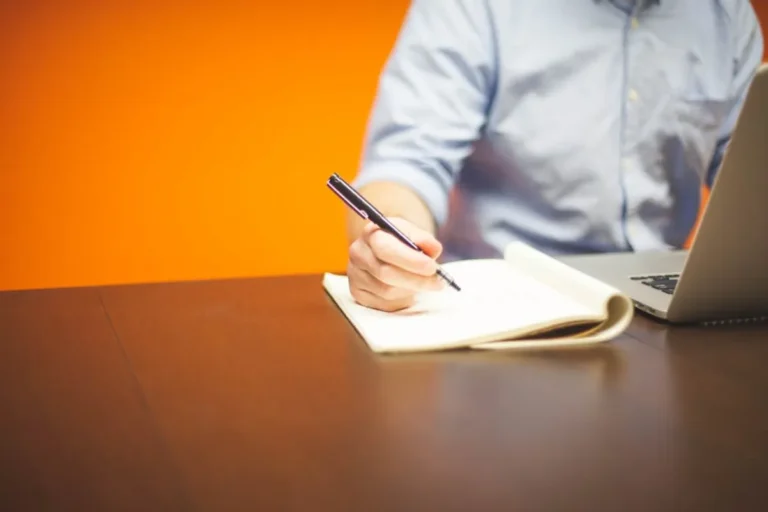 How to Write an Artist Statement That Feels Authentic